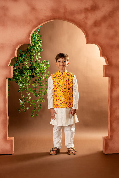 Cream mirrorwork kurta