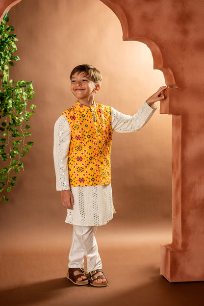 Cream mirrorwork kurta